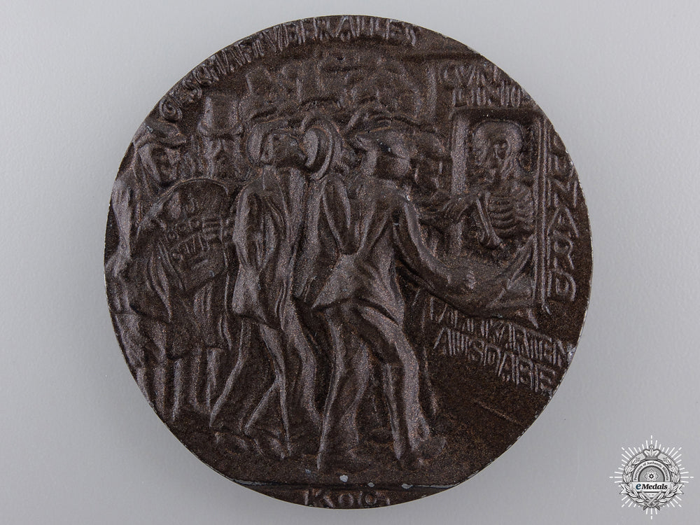 a1915_rms_lusitania_propaganda_medal_img_02.jpg54e764afa236b