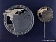 A Mint Blockade Runner Badge Group To S.s. Columbus
