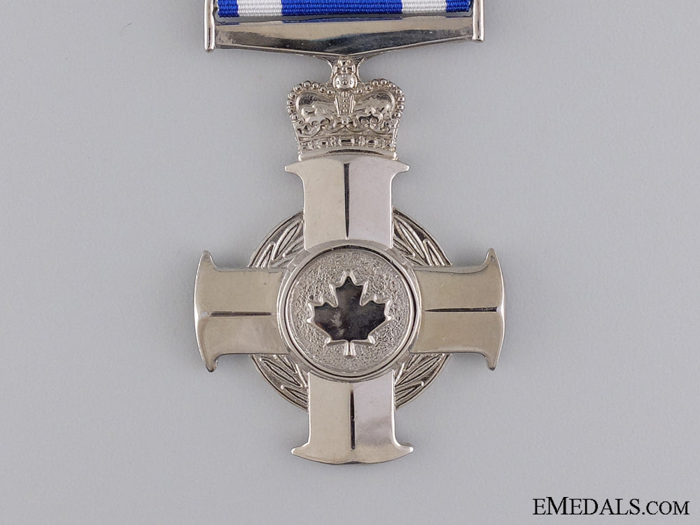 a_canadian_meritorious_service_cross_img_02.jpg541d901f767ee