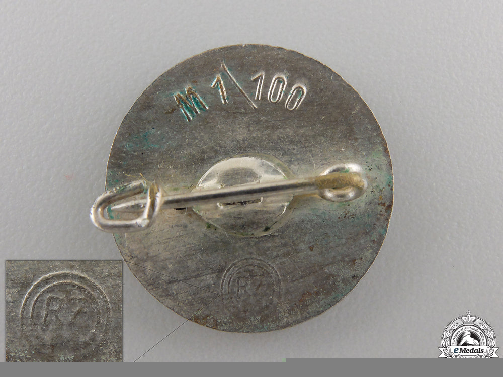 an_nsdap_membership_badge_by_werner_redo_img_02.jpg5552035aaa3c1