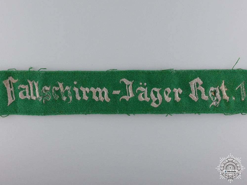 a_uniform_removed1_st_fallschirmjäger_regiment_cufftitle_img_02.jpg54b564e486147