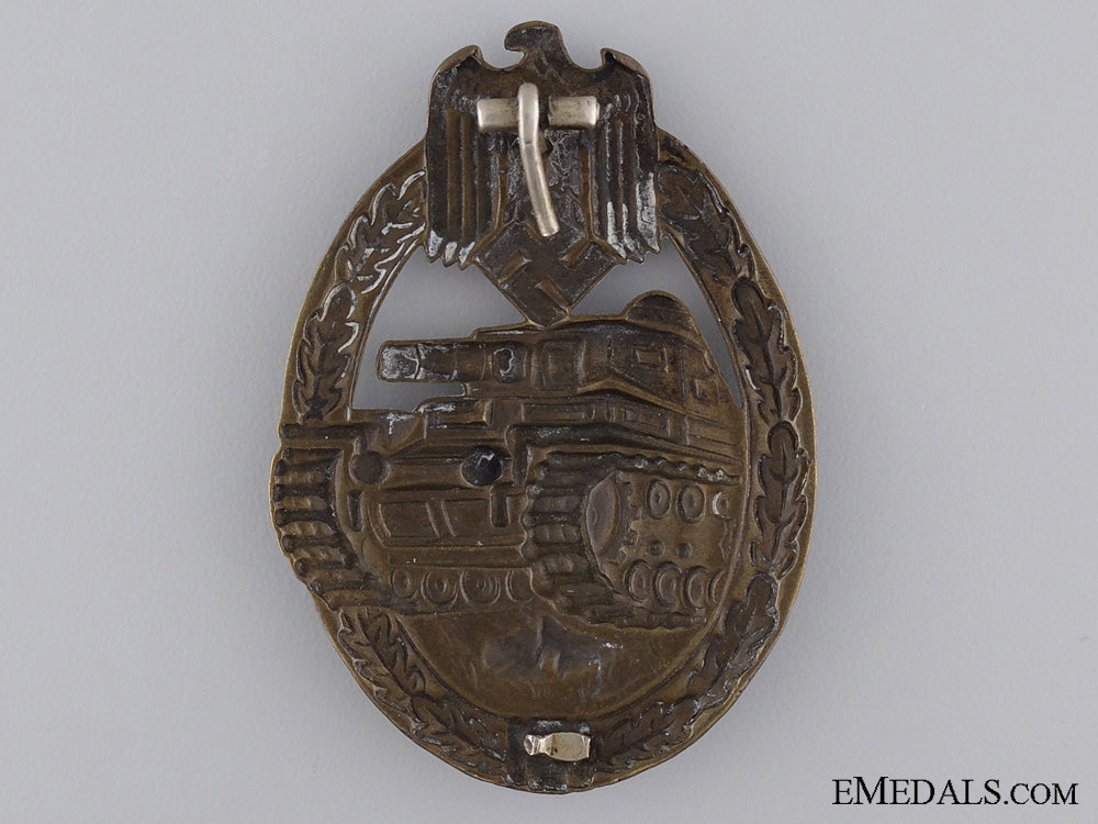 an_early_bronze_grade_tank_badge;_unmarked_img_02.jpg53baca6f71fc6