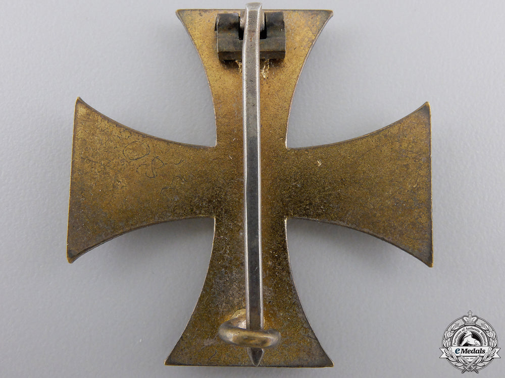 a_mecklenburg_schwerin_military_merit_cross1914;1_st_class_img_02.jpg55b39f17a3581
