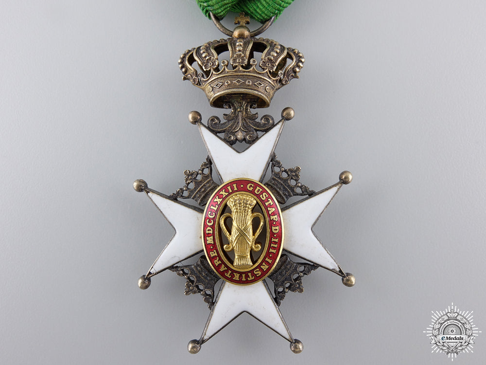 a_swedish_order_of_vasa;_knight's_badge_img_02.jpg54c93ddfdb901