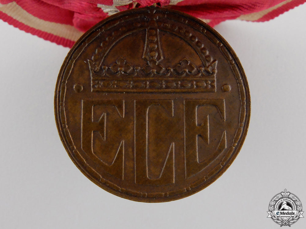 a1916-18_hessen_kriegsehrenzeichen_medal_img_02.jpg5570766bbf5b9