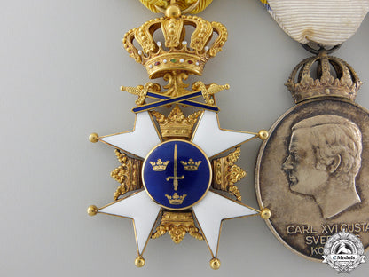 a_fine_swedish_order_of_the_sword_medal_bar_img_02.jpg55b3e18d07afa