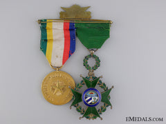 A Cuban Military Medal Libertad Pairing