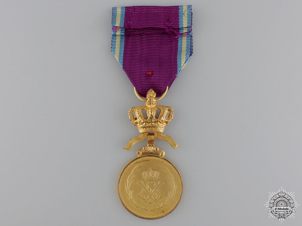 a_belgian_medal_of_the_royal_order_of_the_lion;_gold_grade_img_02.jpg54c155061d272