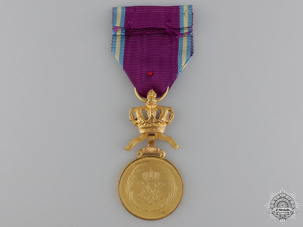 a_belgian_medal_of_the_royal_order_of_the_lion;_gold_grade_img_02.jpg54c155061d272
