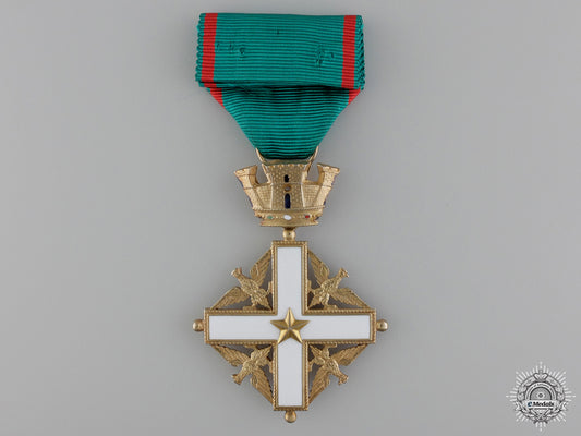 an_italian_order_of_merit;_knight’s_breast_badge_img_02.jpg54bd76e5182aa