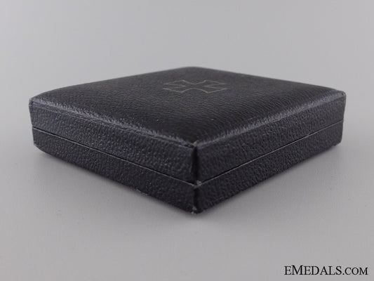 1914_first_class_iron_cross_with_case_of_issue_img_02.jpg53e620110c10f