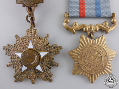 a_pair_of_pakistani_medals_and_awards_img_02.jpg55b3b5cfee857