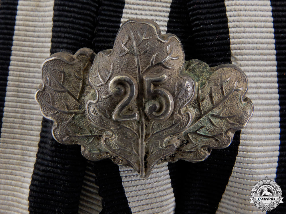 a_bavarian1870_franco-_prussian_iron_cross_medal_bar_img_02.jpg55ae9b80de6ed