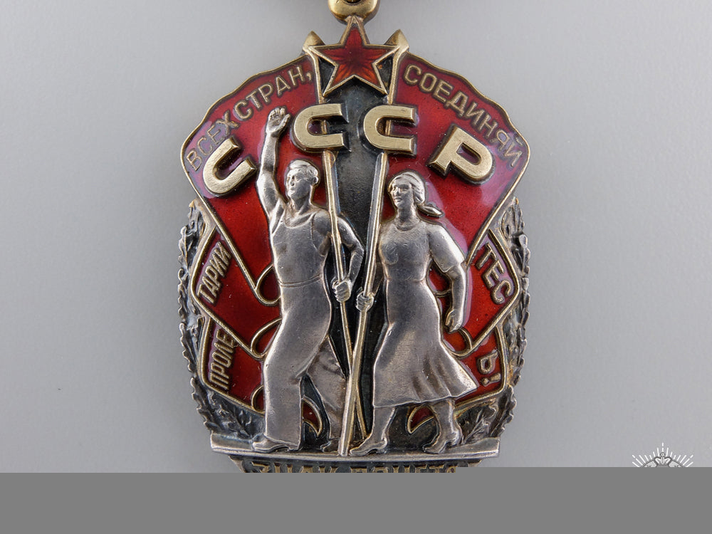 a_soviet_order_of_the_badge_of_honour;_type_iv_img_02.jpg54d2362e665eb