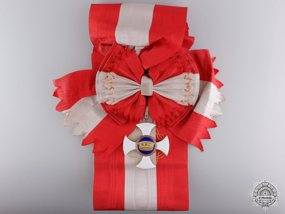 an_italian_order_of_the_crown;_grand_cross_set_img_02.jpg549ad8462bb00