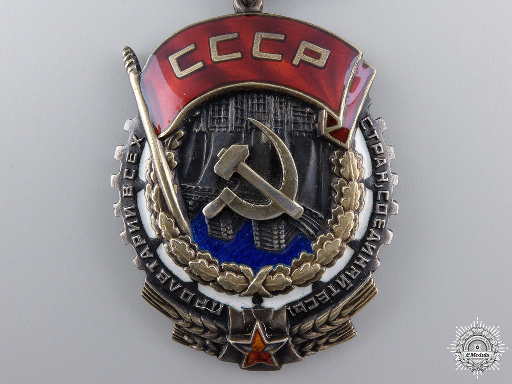a_soviet_order_of_the_red_banner_of_labor;_type4_img_02.jpg54d11fbaf1c5d