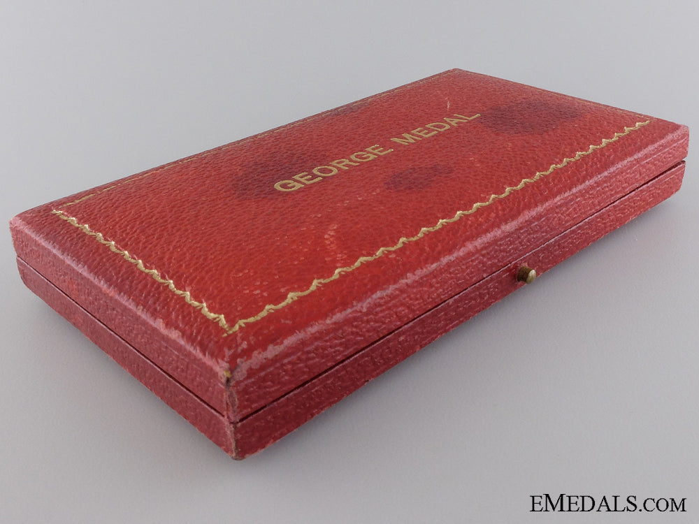 the_george_medal_for1944_burton-_on-_trent_raf_depot_explosion_img_02.jpg5461245e0ea5c