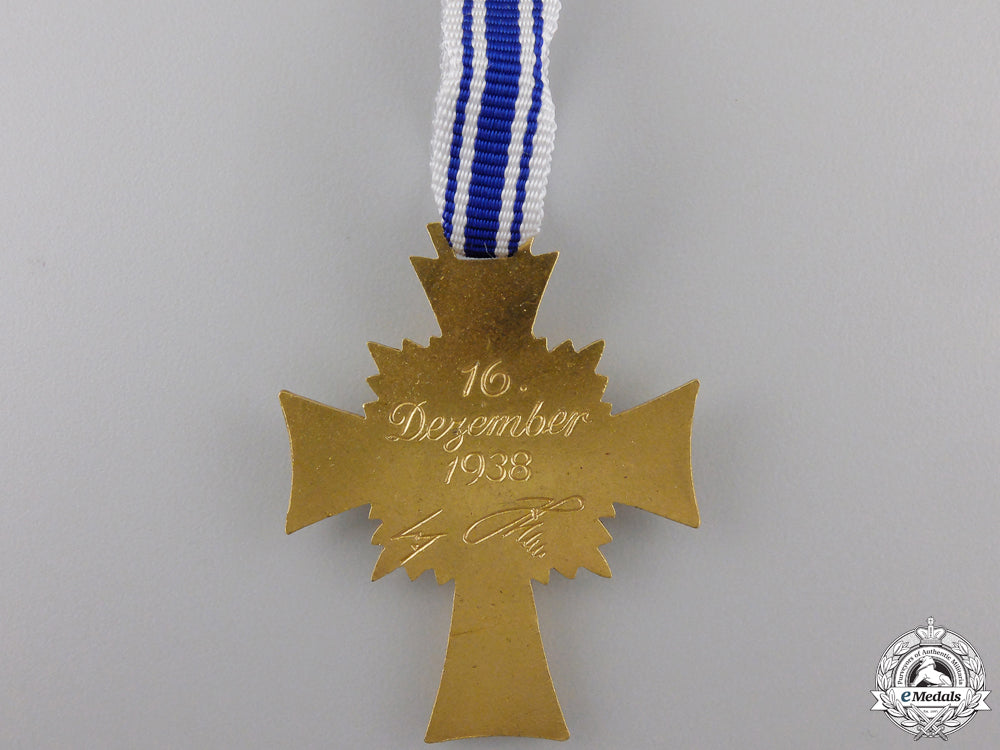 a_german_mother's_cross;_gold_grade_img_02.jpg553b9a2c5d546