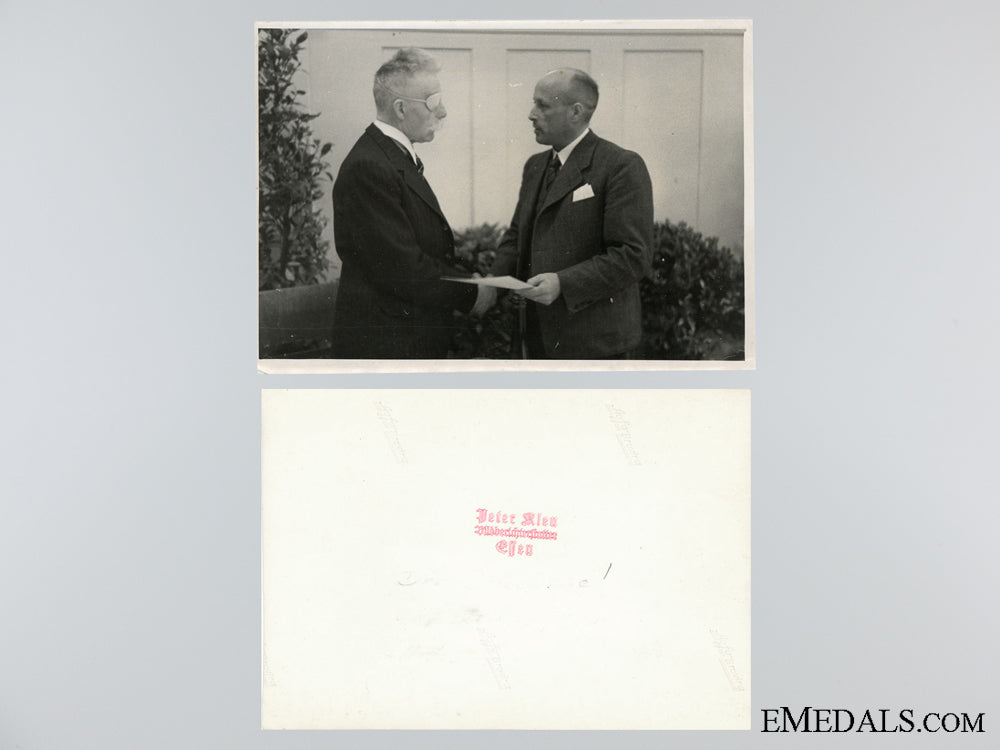 award_document_for_the_german_social_welfare_award3_d_class_with_photos_img_02.jpg536d38e41871b