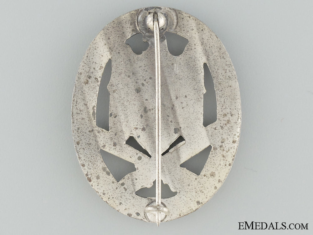 general_assault_badge,_in_zincgeneral_assault_badge,_in_silvered_zinc,_unmarked,_it_retains_all_of_the_silver_finish,_in_unworn_condition._img_02.jpg5395e11945932