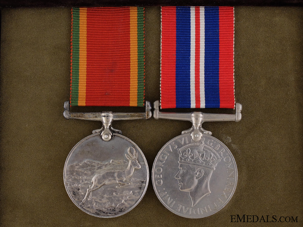 a_second_war_medal_pair_to_south_african_military_nurse_img_02.jpg53b1c15fa6410
