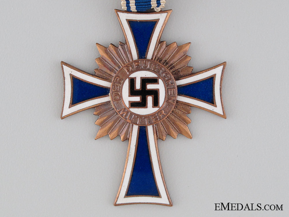 mother's_cross;_bronze_grade_img_02.jpg53230a282f7e7