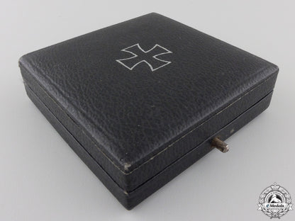 a_second_war_iron_cross_first_class1939_by_meybauer,_berlin_img_02.jpg555f50d2dc21a