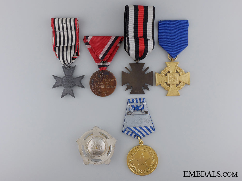 six_european_medals&_awards_img_02.jpg5457a09ad4c69