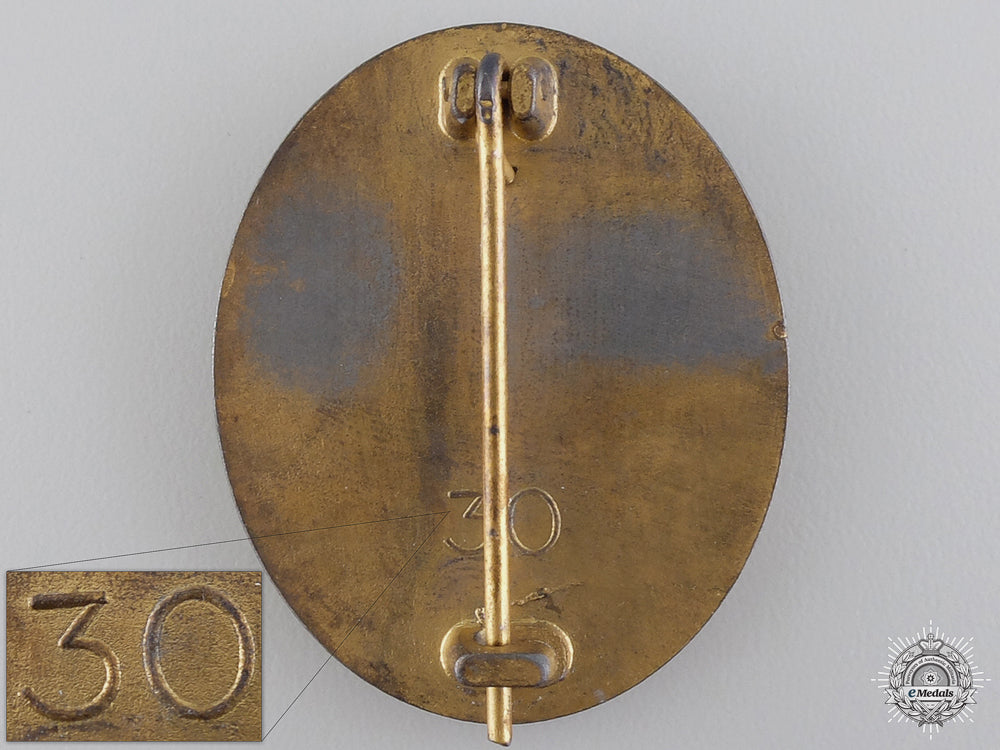 a_gold_grade_wound_badge_img_02.jpg54733fd50908f