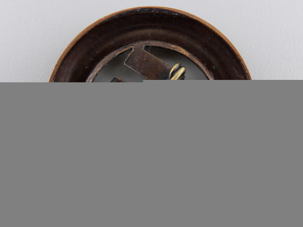 a1933_gau-_münchen_badge_by_deschler&_sohn_img_02.jpg55bba8b102a79