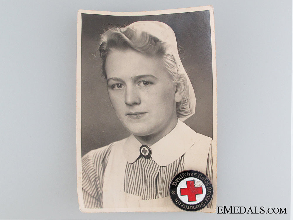 group_to_nursing_sister_g._schulz_img_02.jpg5329d6b15dcb2