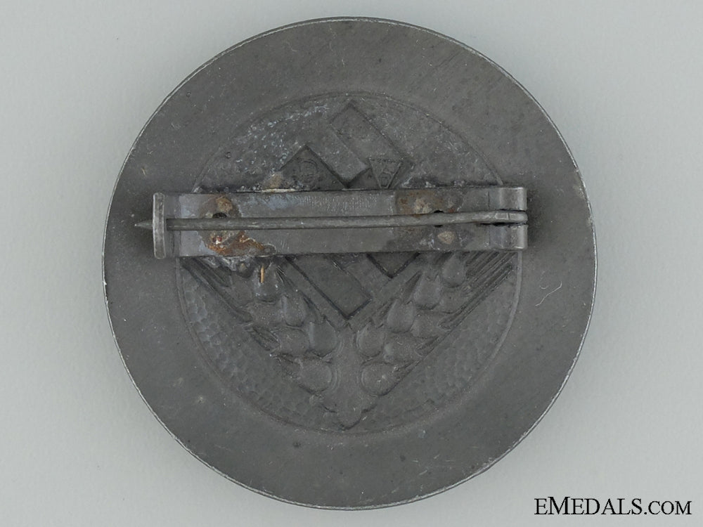 radwj_arbeitsmaid_rank_brooch_img_02.jpg5395eef5de9e4