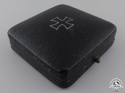 a_case_for_the_iron_cross_first_class1939_img_02.jpg553a68174c704