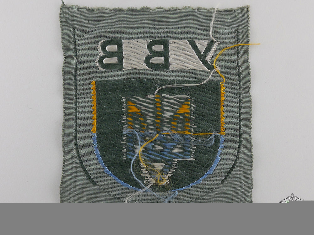 a_ukrainian_volunteers_arm_shield_img_02.jpg556f219bbf25d