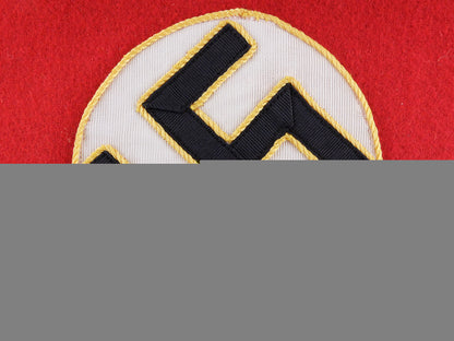 an_nsdap_armband_for_gau_level_leiter_einer_hilfsstelle_img_02.jpg5591851330b7c