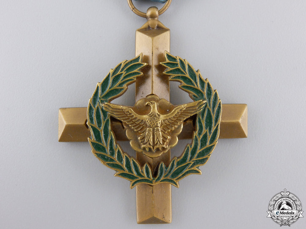 an_american_air_force_cross_img_02.jpg559e7313e4abf