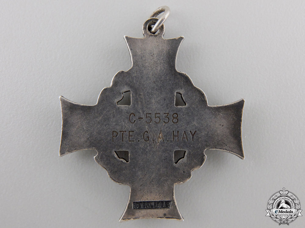 a_memorial_cross_to_a_first&_second_war_veteran_img_02.jpg5547bfd4947a4