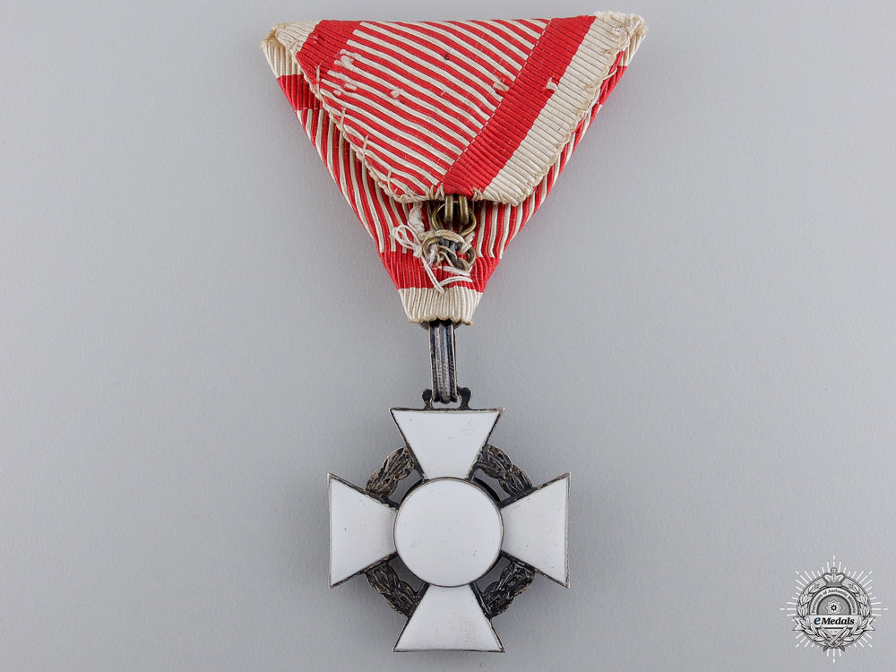 an_austrian_military_merit_cross_by_v.mayer_img_02.jpg54b4162a64381