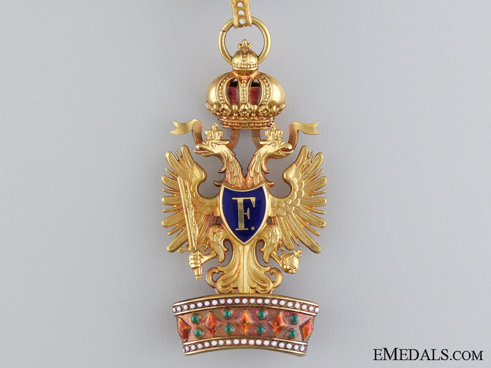 an_austrian_order_of_the_iron_crown_in_gold_by_viennese_maker_rothe_img_02.jpg544e707e2b317