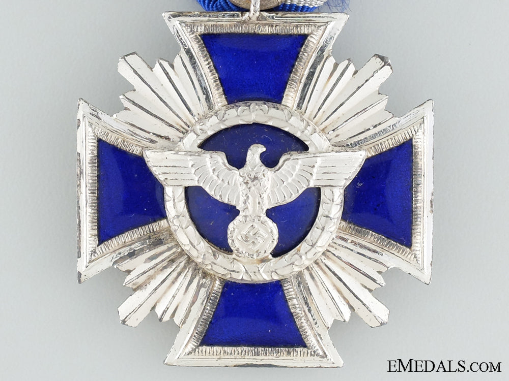 nsdap_long_service_award;_silver&_maker_marked_img_02.jpg53581a0d8d14c