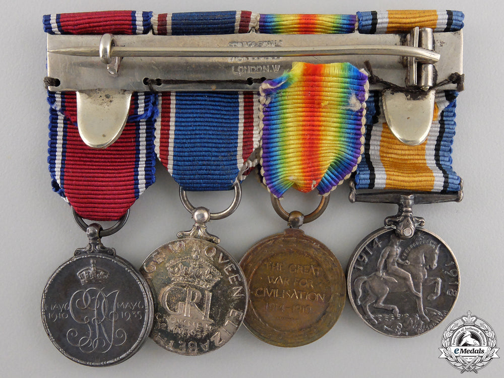 a_miniature_british_group_of_four_img_02.jpg557739040faa4