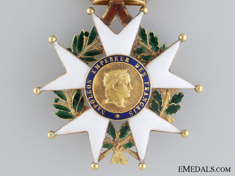 a_french_legion_d'honneur;_officers_badge_in_gold_img_02.jpg53b1c0ae03966