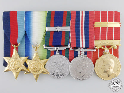 a_second_war_royal_canadian_navy&_forces_decoration_medal_group_img_02.jpg5596b1308d641