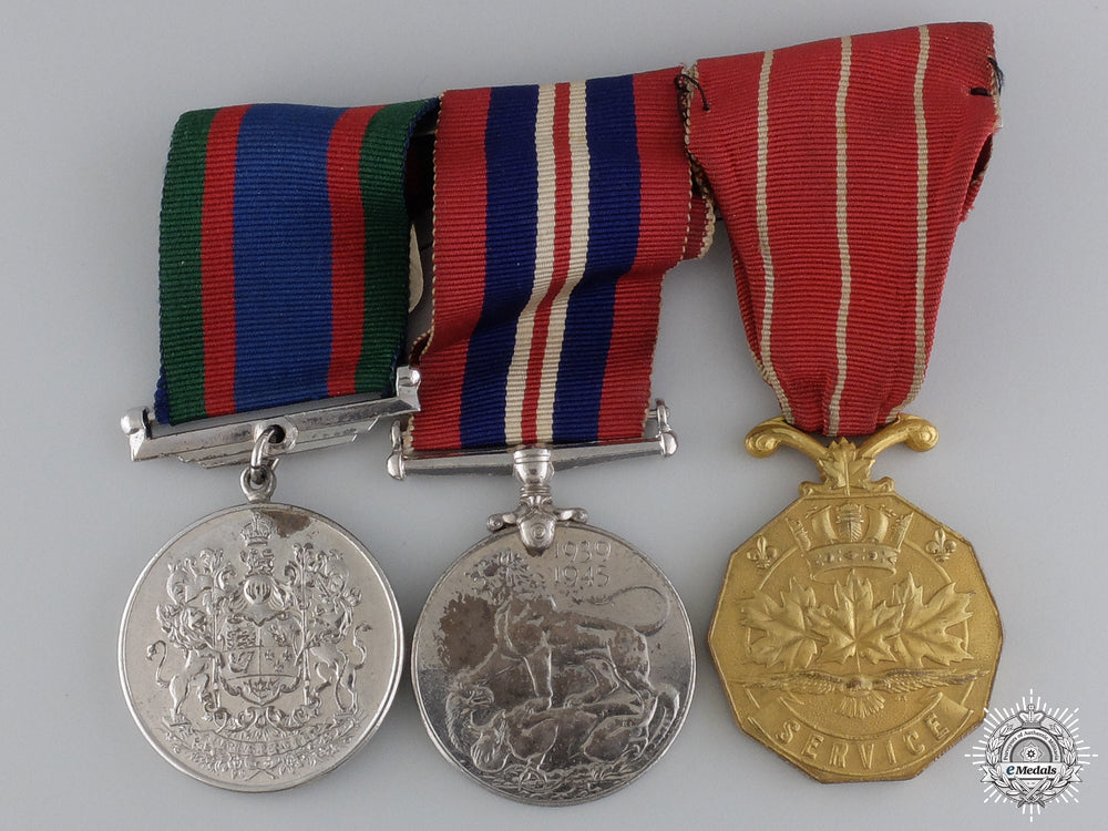a_second_war_medal_group_to_the_canadian_women's_army_corp_img_02.jpg54b80cf373046