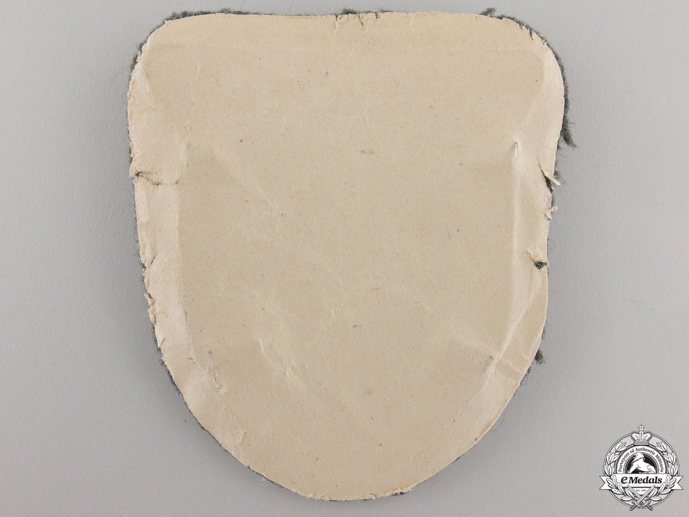 an_army_issue_kuban_campaign_shield_img_02.jpg5584706596419