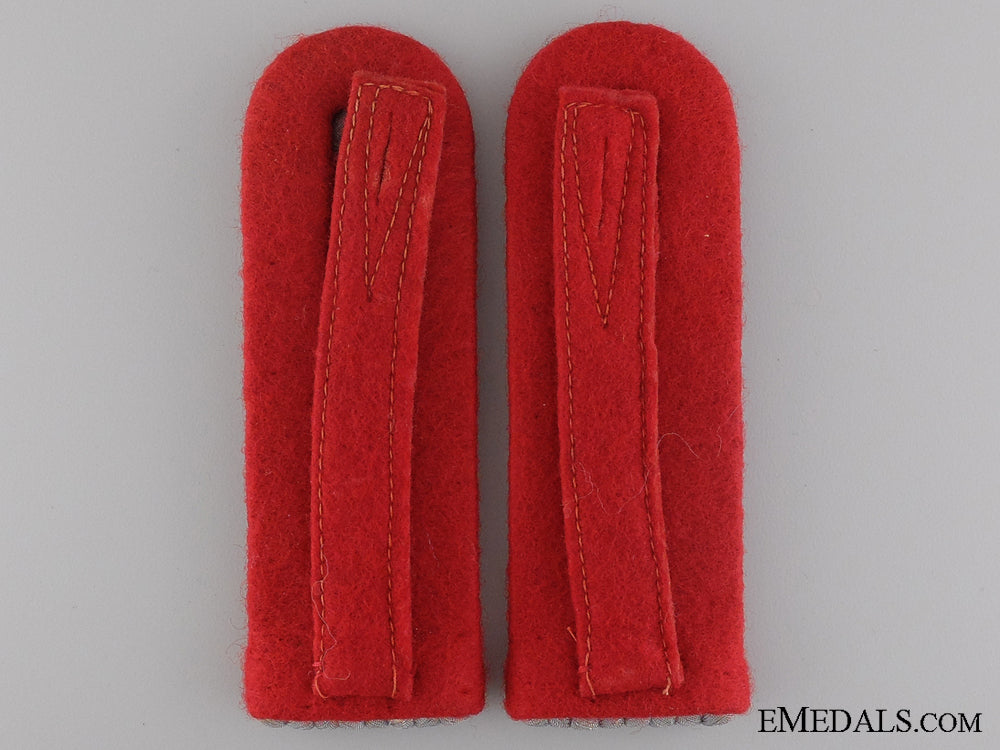 shoulder_boards_of_army_flak_artillery_leutnant(_lieutenant)_img_02.jpg54109833d286e