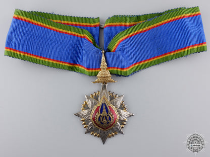 a_thai_order_of_the_crown;_commander's_neck_badge_img_02.jpg54c902d8d07c3