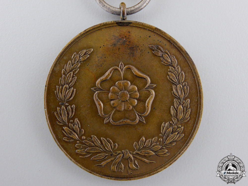 a_first_war_lippe-_detmold_military_merit_medal_with_swords_img_02.jpg559aab8bcf40c