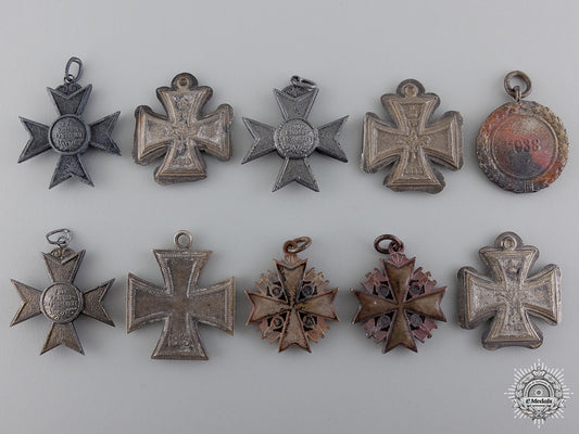 miniatures_recovered_from_the_bombed_zimmermann_factory_img_02.jpg54aabde776257
