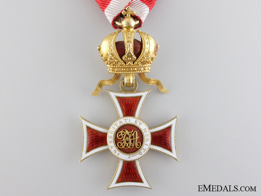 austria,_imperial._a_leopold_order,_knights_cross_in_gold_with_grand_cross_decoration,_c.1860_img_02.jpg5464e2cc3faff